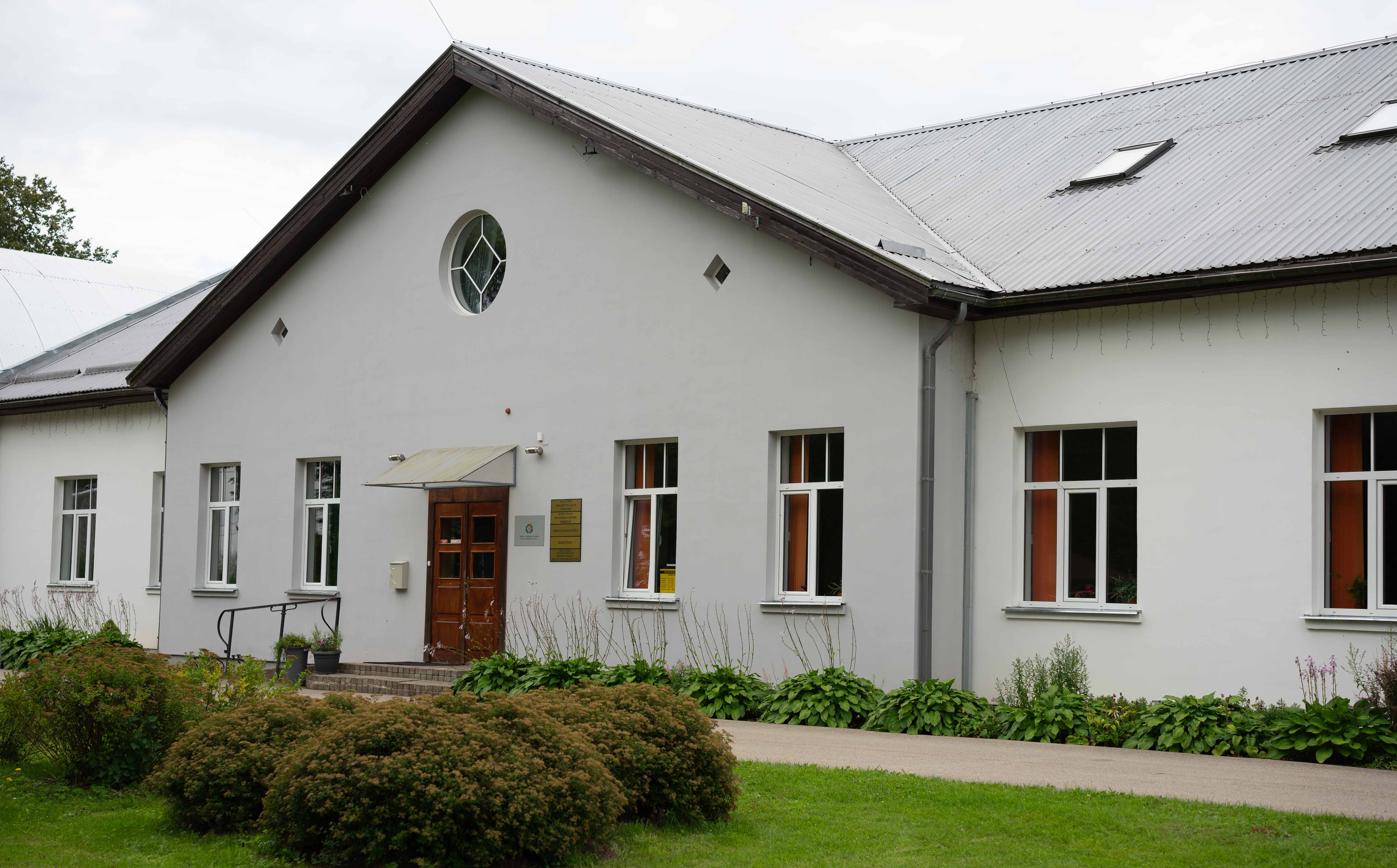 Ēkas fasādes atjaunošana